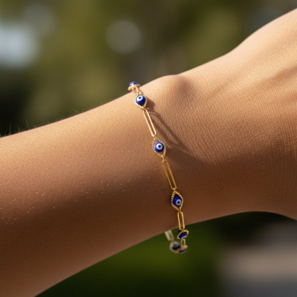 "Trendy Handmade Bracelet – A Stylish Gift for Women & Girls, MAR091341